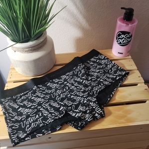 NWT VS LOGO BOY SHORT